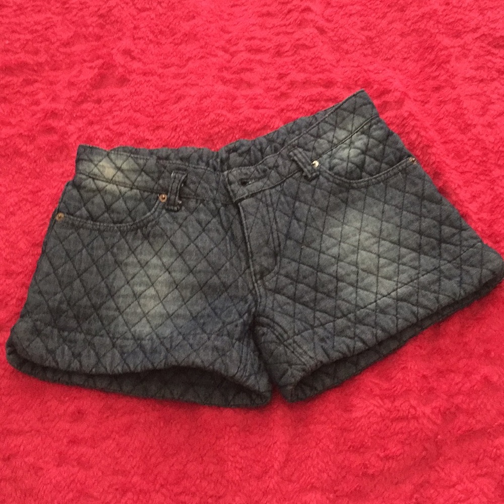 Quitted Shorts
